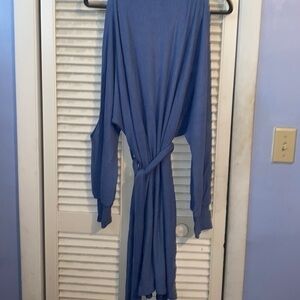 Venus cold shoulder sweaterdress
